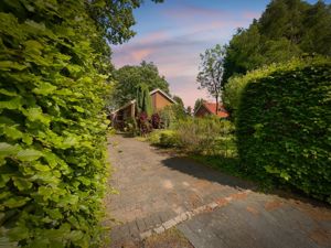 Photo 43- click for photo gallery